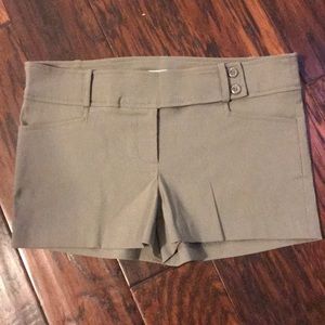 Large army greenish grey shorts, never worn.